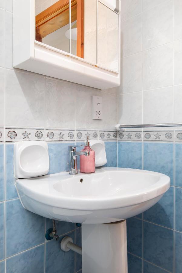 Modern 2Br Apartment Close To Sea, In The Heart Of 슬리에마 외부 사진